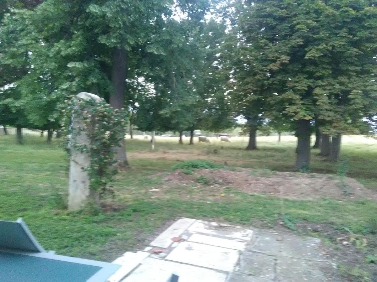 Séjour chez l'habitant Mlle Labeaume *